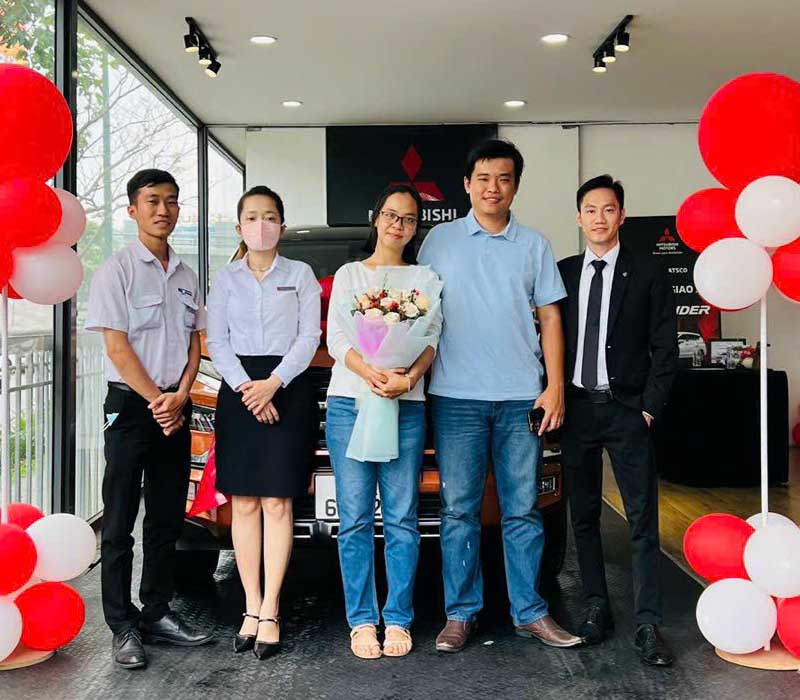 Hình ảnh hoạt động tư vấn xe tại Quảng Ngãi